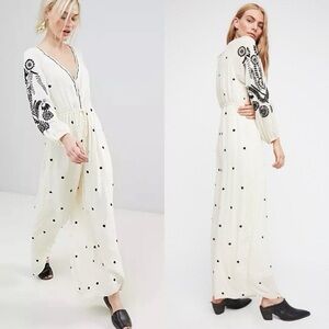 Free‎ People Ivory With Black Embroidery Wide Leg Boho Jumpsuit Size Large